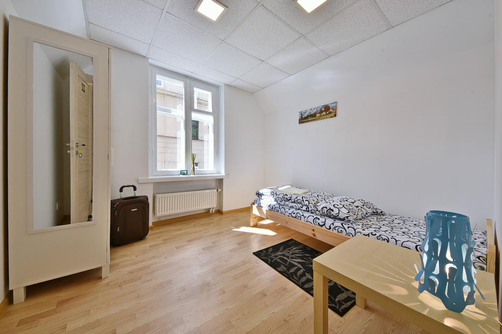 Laisves Avenue Hostel "Easy Kaunas" المظهر الخارجي الصورة